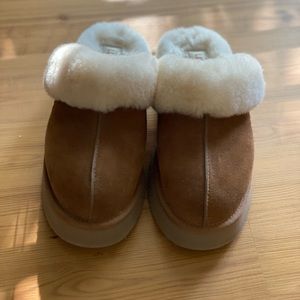 DISQUETTE UGG SLIPPERS